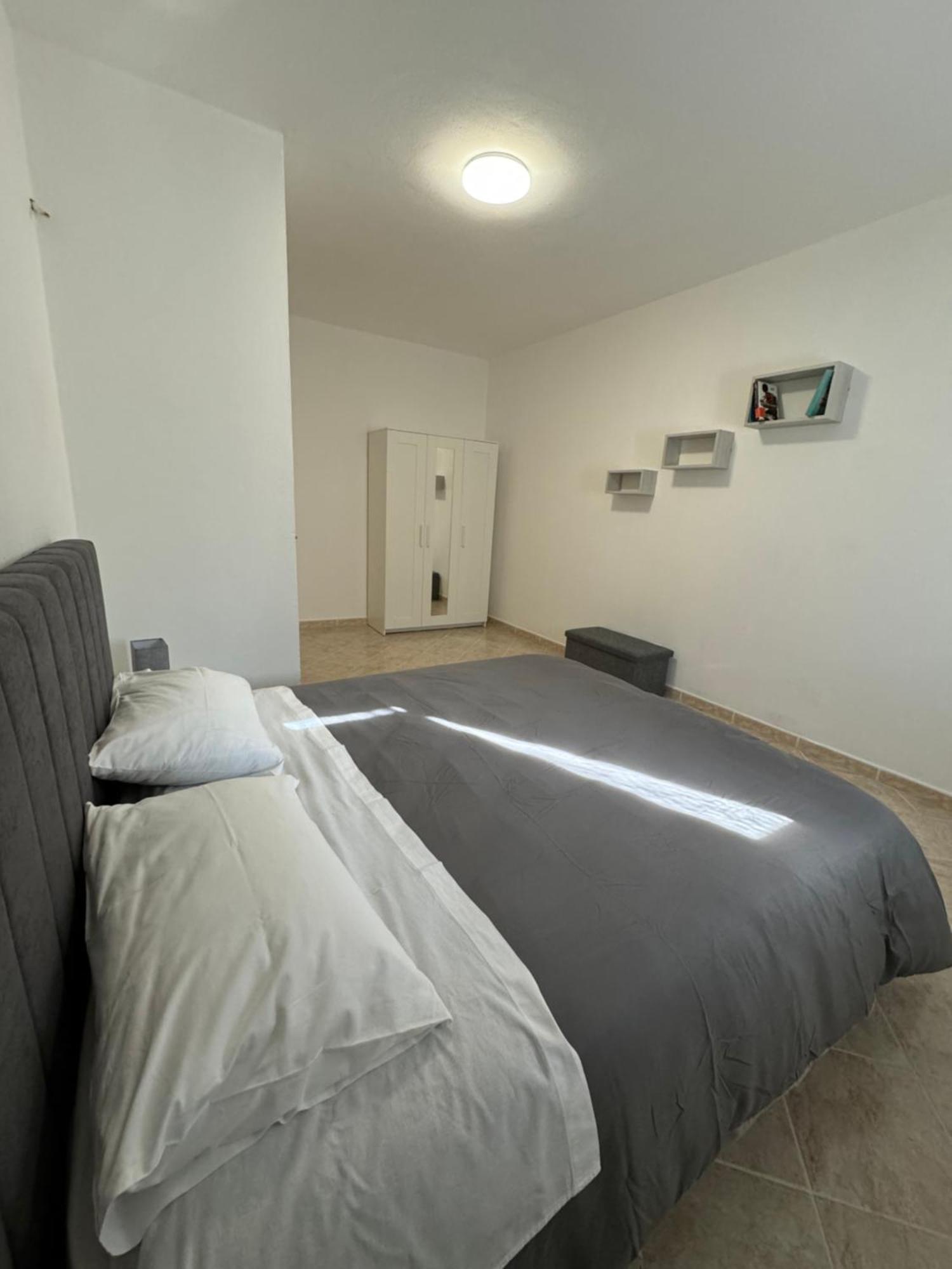 Serravalle Shop&Stay Serravalle Scrivia Exterior foto